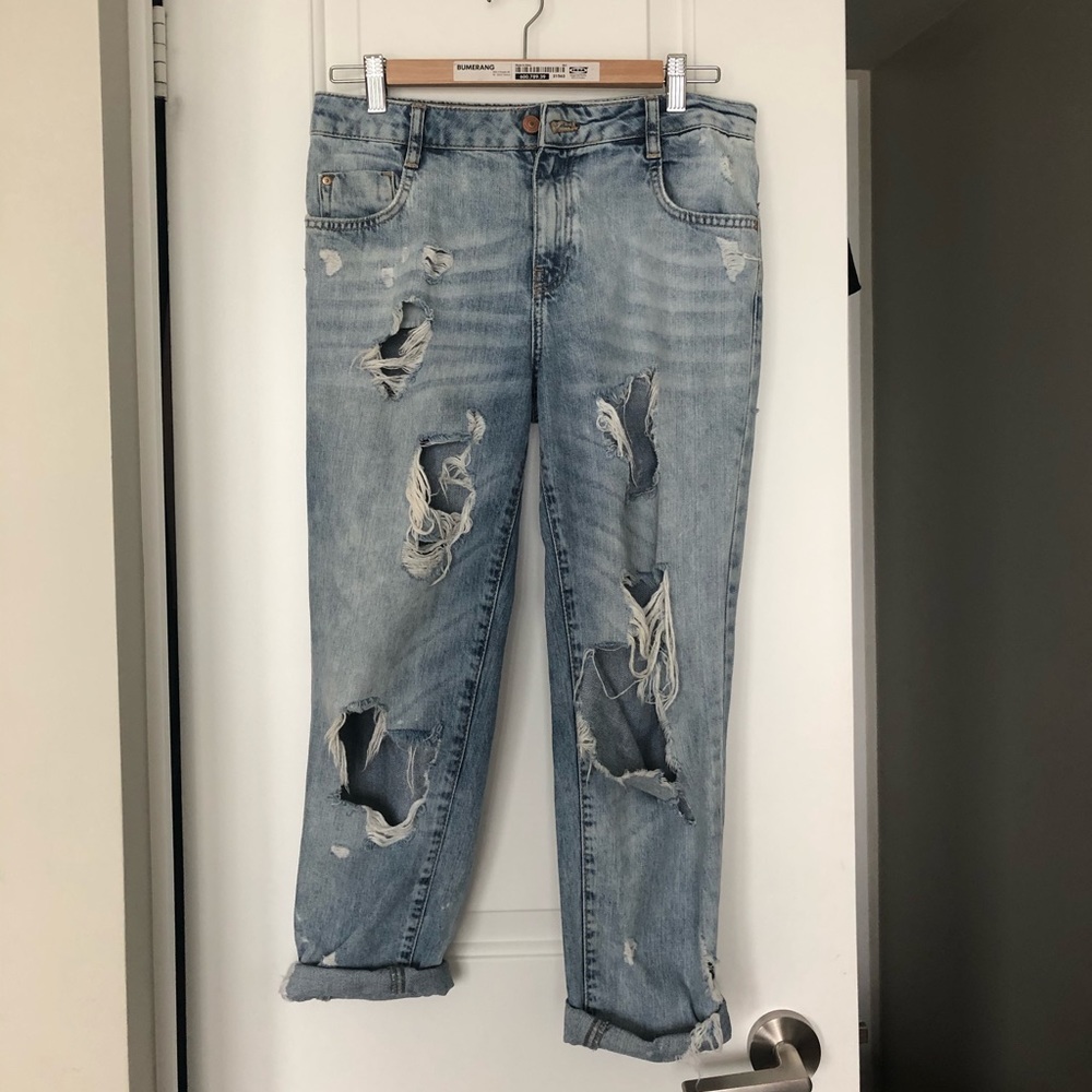 Swaggy RIPPED JEANS - Picture 2 of 4